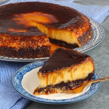 Recette de Gâteau Magique Flan et Chocolat au Caramel (Facile et Rapide !)