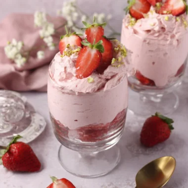Recette de Mousse de Fraise Légère et Aérienne