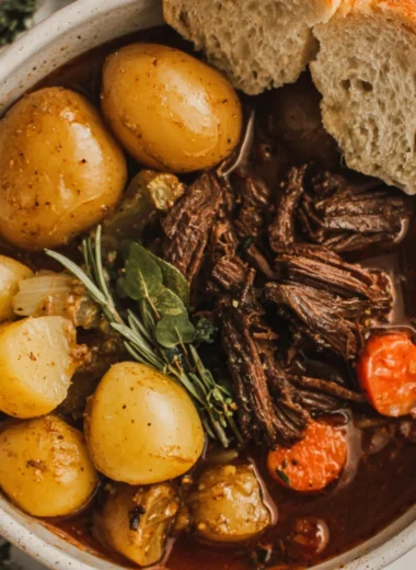 Recette de Pot-au-Feu Italien (Stracotto) Réconfortant et Savoureux !