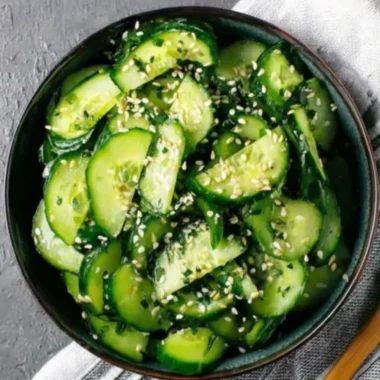 Recette de Salade de Concombres au Sésame (Fraîche et Savoureuse !)