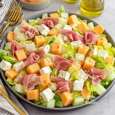 Recette de Salade Melon Feta Jambon Cru (Fraîche et Savoureuse !)