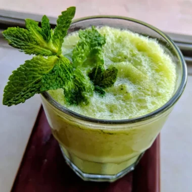 Recette de Smoothie Melon Concombre Menthe (Rafraîchissant et Détox !)
